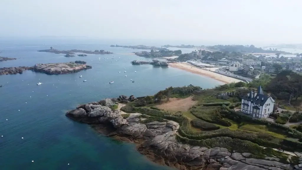 tregastel bretagne