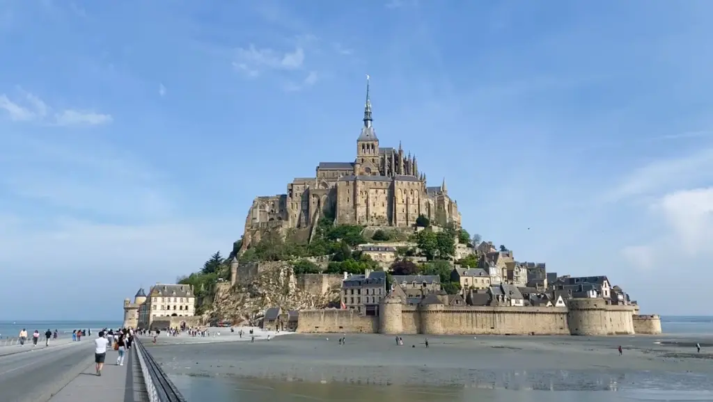 mont saint michel road trip